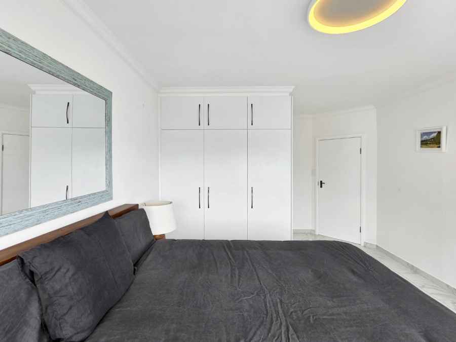 To Let 2 Bedroom Property for Rent in Sea Point Western Cape